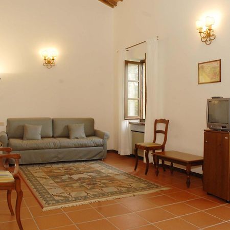 Relais Borgo Di Toiano Guest House Sovicille Bagian luar foto