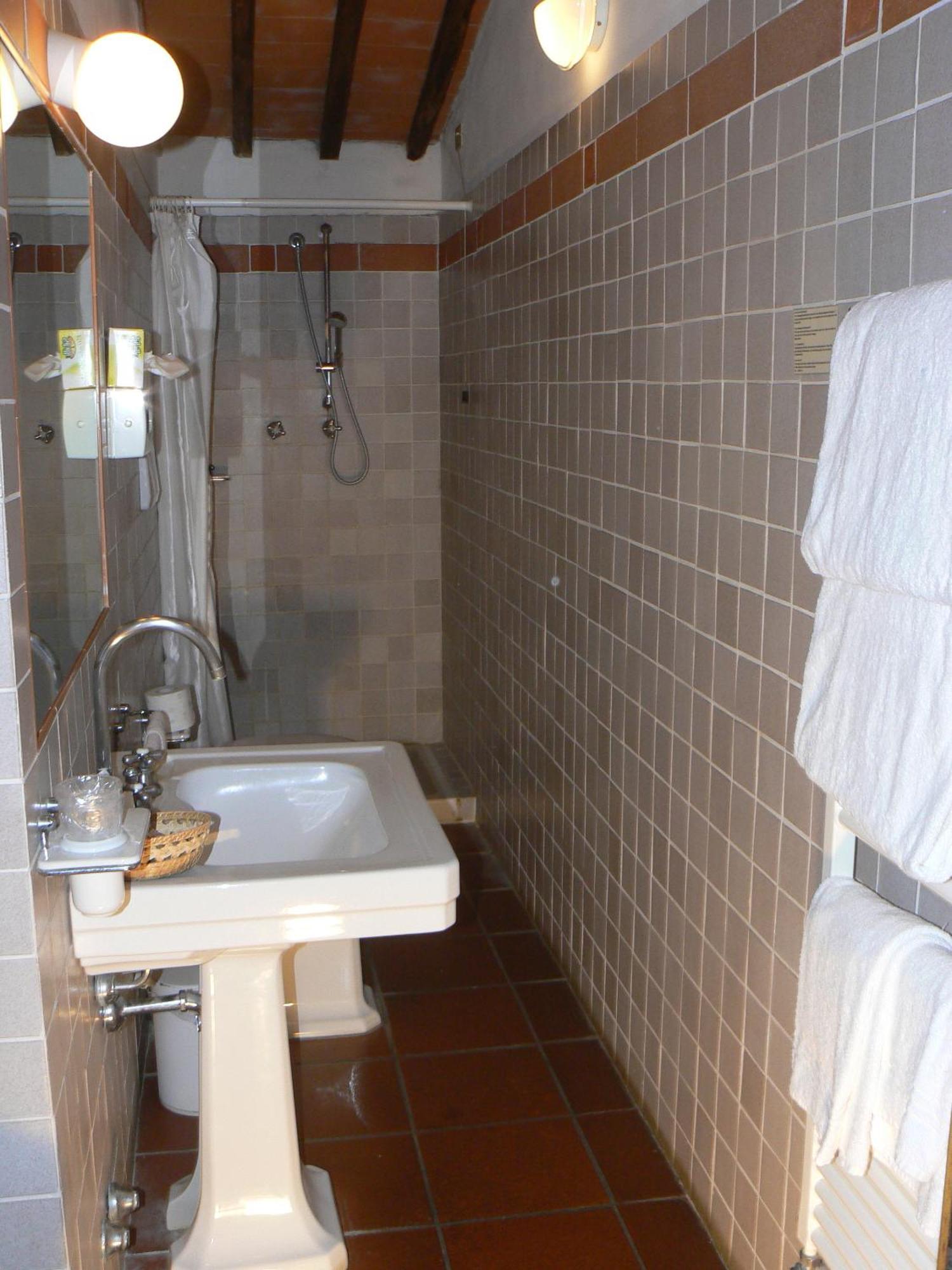 Relais Borgo Di Toiano Guest House Sovicille Ruang foto