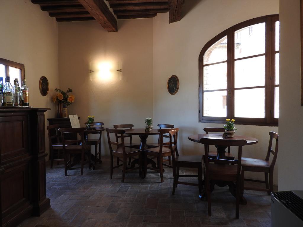 Relais Borgo Di Toiano Guest House Sovicille Bagian luar foto