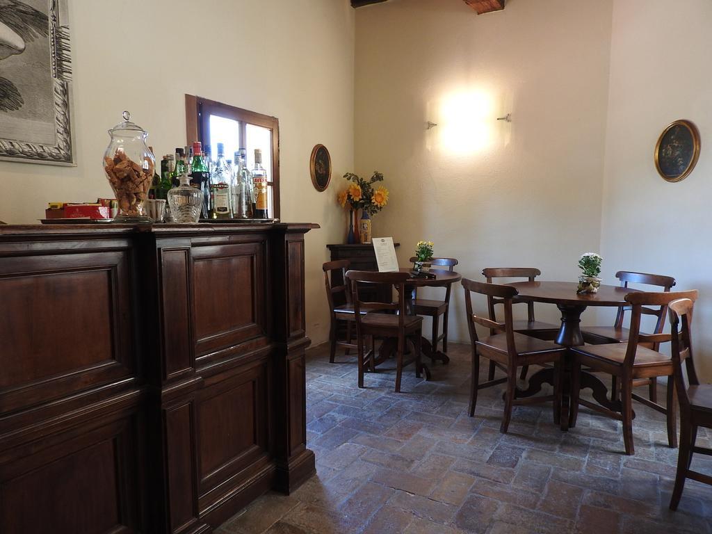 Relais Borgo Di Toiano Guest House Sovicille Bagian luar foto
