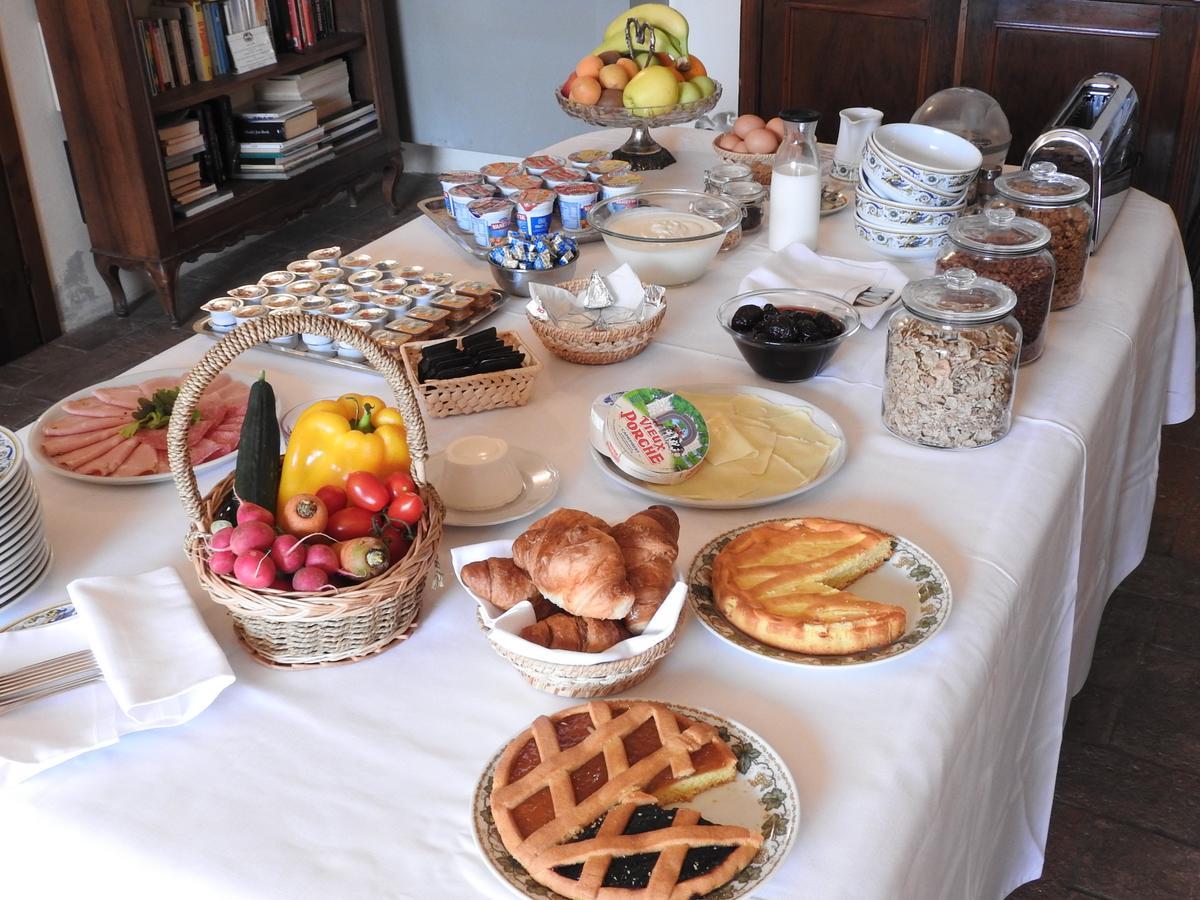 Relais Borgo Di Toiano Guest House Sovicille Bagian luar foto